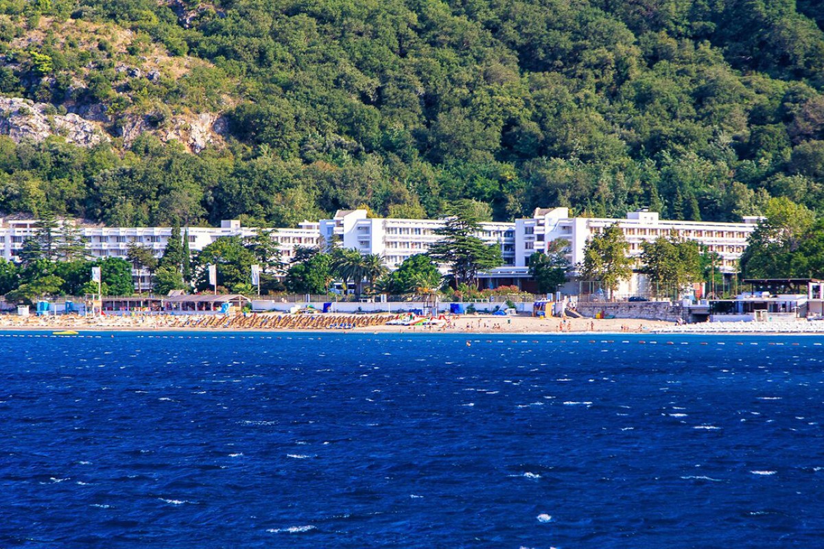 montenegro traveler sutomore