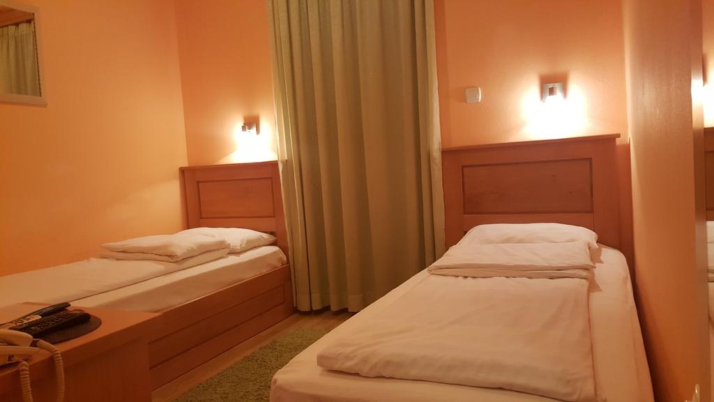  Letovanje Crna Gora 