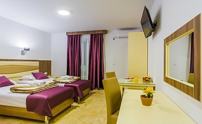  Letovanje Crna Gora 
